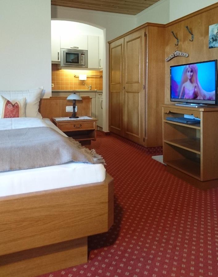 Apartment Gaestehaus Auer Holzgau