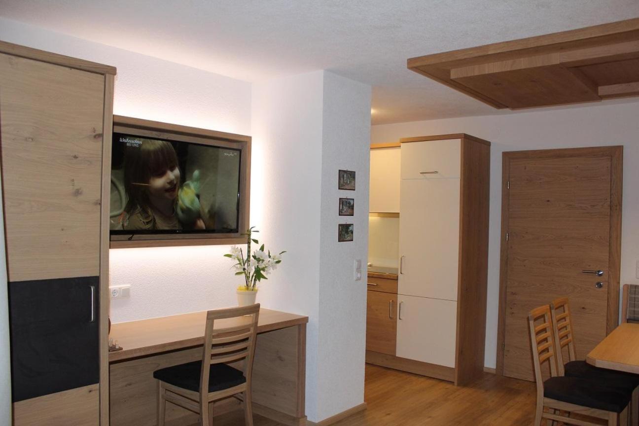 Apartment Gaestehaus Auer Holzgau
